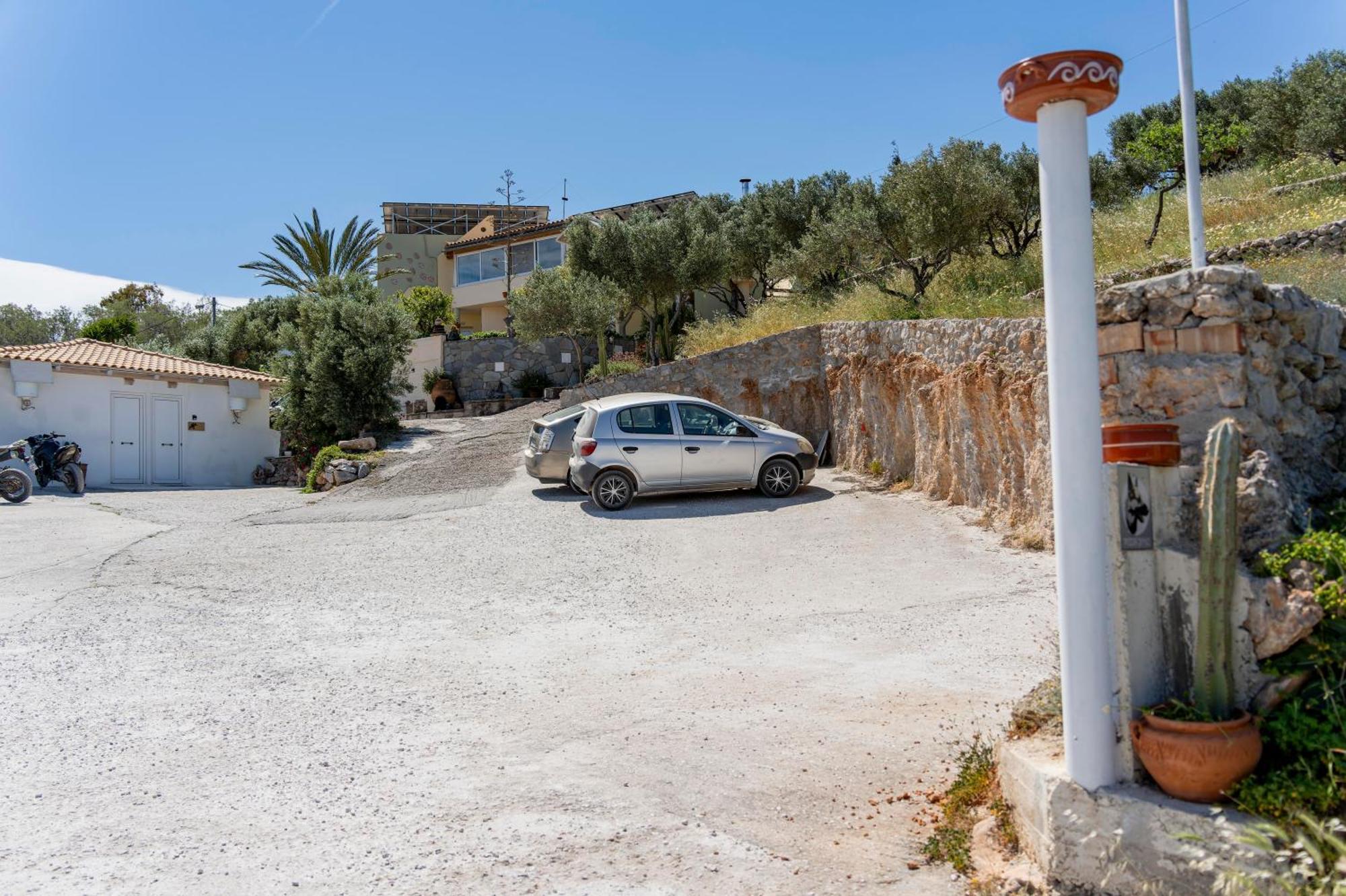 Διαμέρισμα Rafaela's Sea View House *